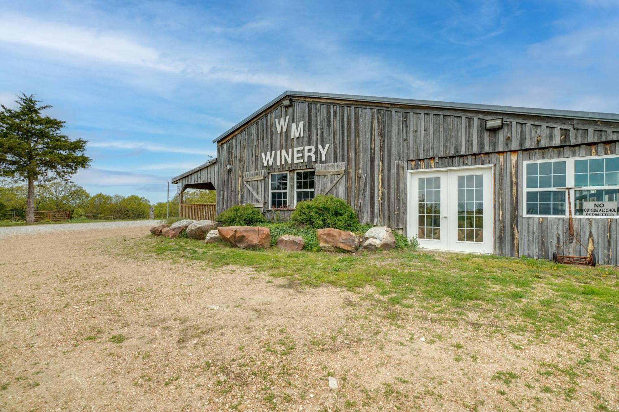 Spacious Owensville Getaway With Winery On-Site! Экстерьер фото