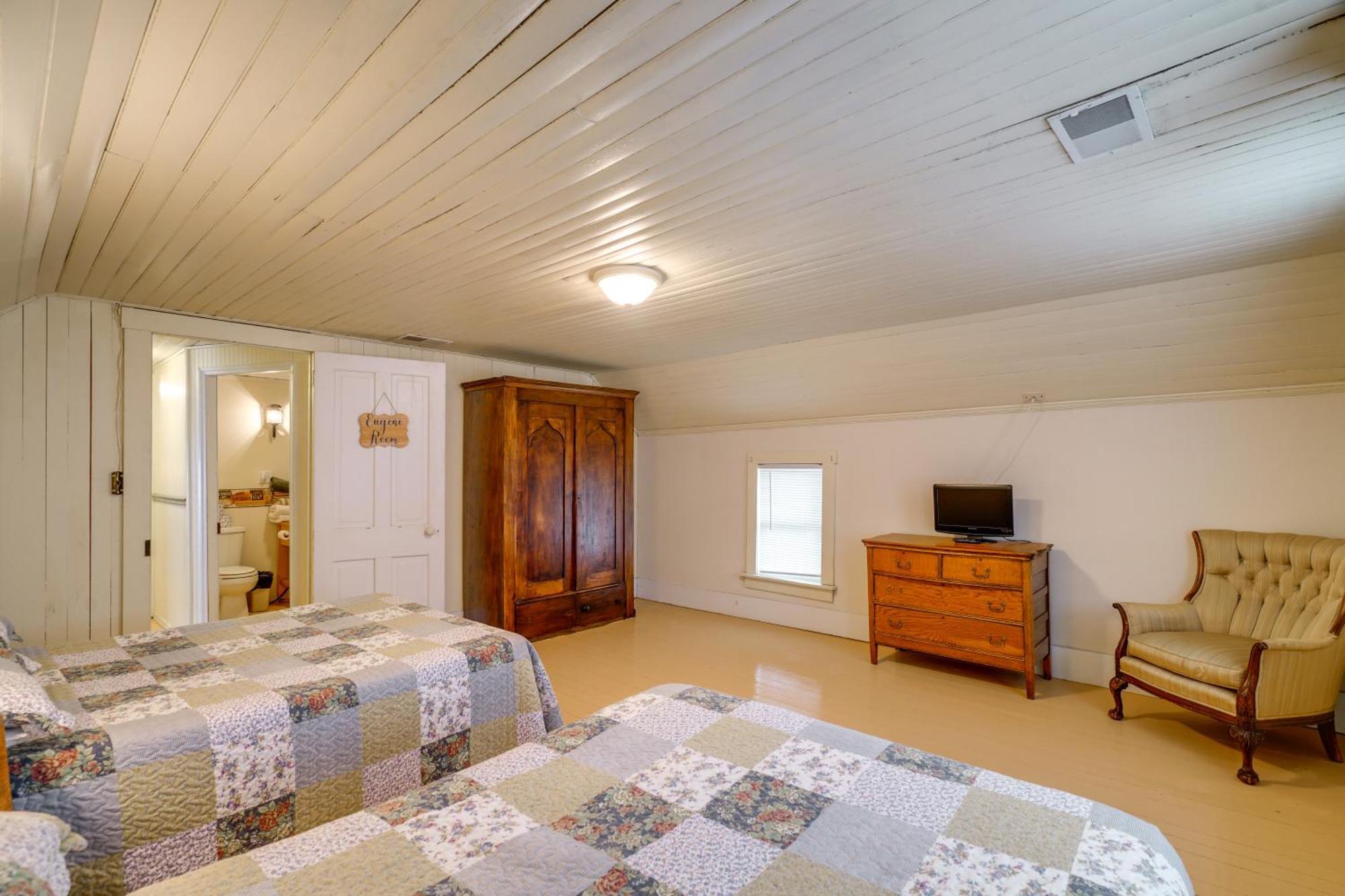 Spacious Owensville Getaway With Winery On-Site! Экстерьер фото