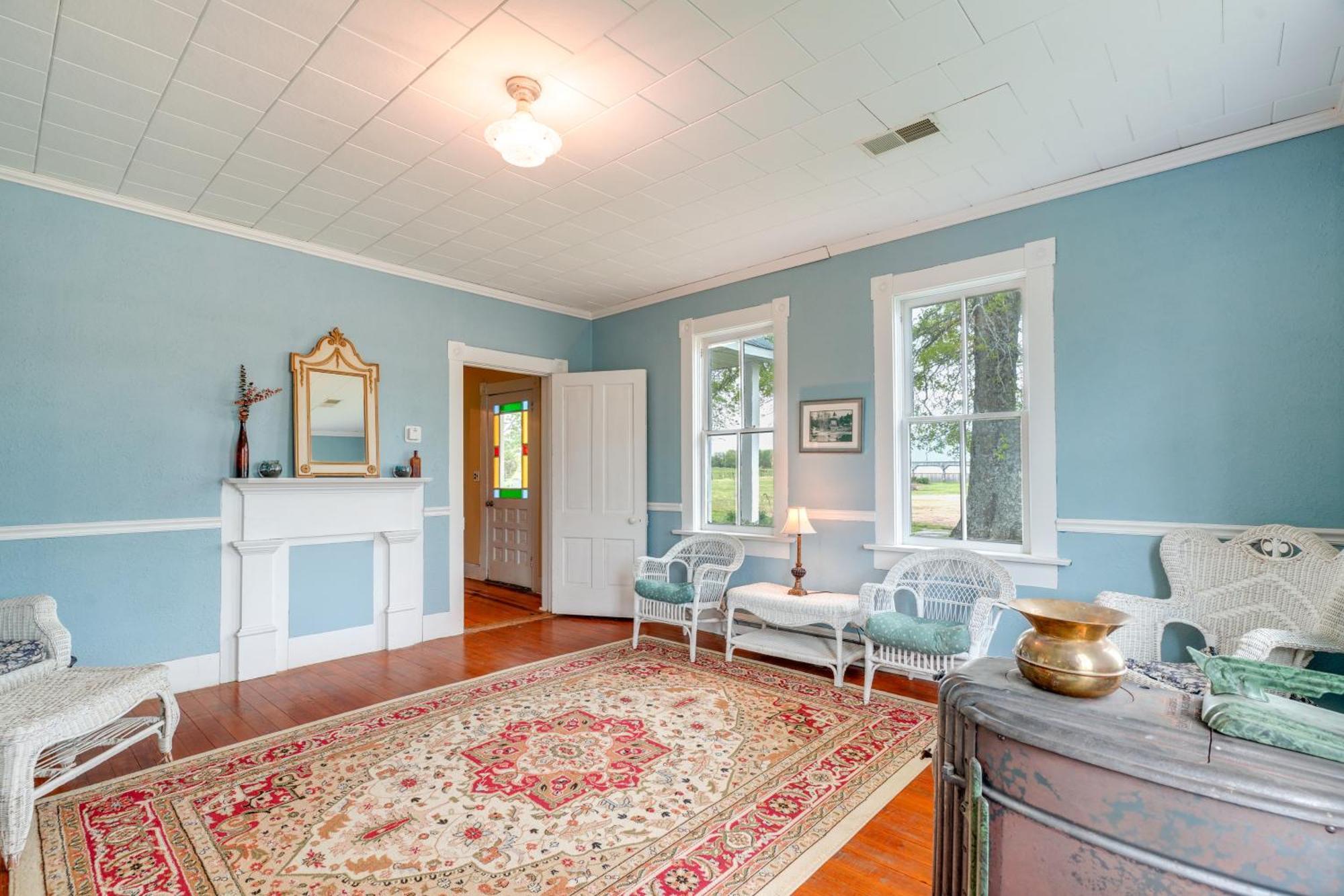 Spacious Owensville Getaway With Winery On-Site! Экстерьер фото