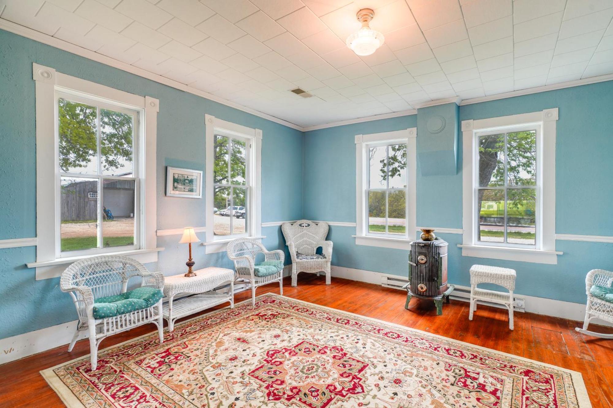 Spacious Owensville Getaway With Winery On-Site! Экстерьер фото